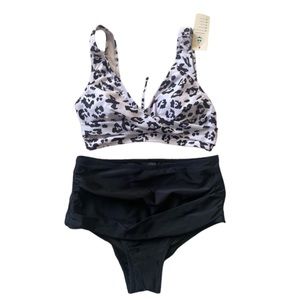 Bikini fun animal print top solid black pin up style ruched bottoms NWT size med